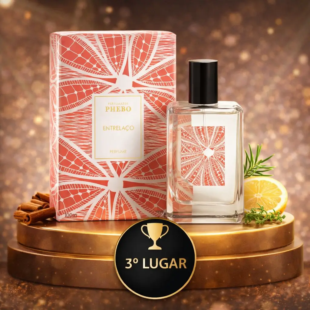 Perfume Unissex Phebo Entrelaço em pódio, com notas olfativas ao redor, destaque entre os vencedores do Awards 2025 no Brasil